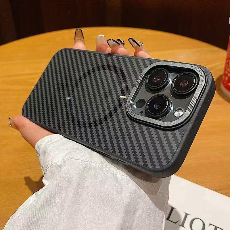 Luxury Magnetic Carbon Fiber iPhone Case – Shockproof MagSafe Wireless Charging Cover with Sleek Texture for iPhone Models