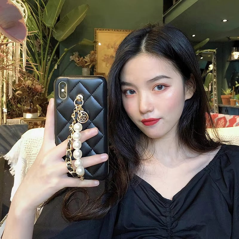 Luxury Apple iPhone Case, MagSafe Compatible, Camera Lens & Screen Protection, Ultra Thin, Shockproof, Magnetic Full All Around Cover – Pearl Metal Hand Chain Case with Lattice Lambskin Pattern for Women