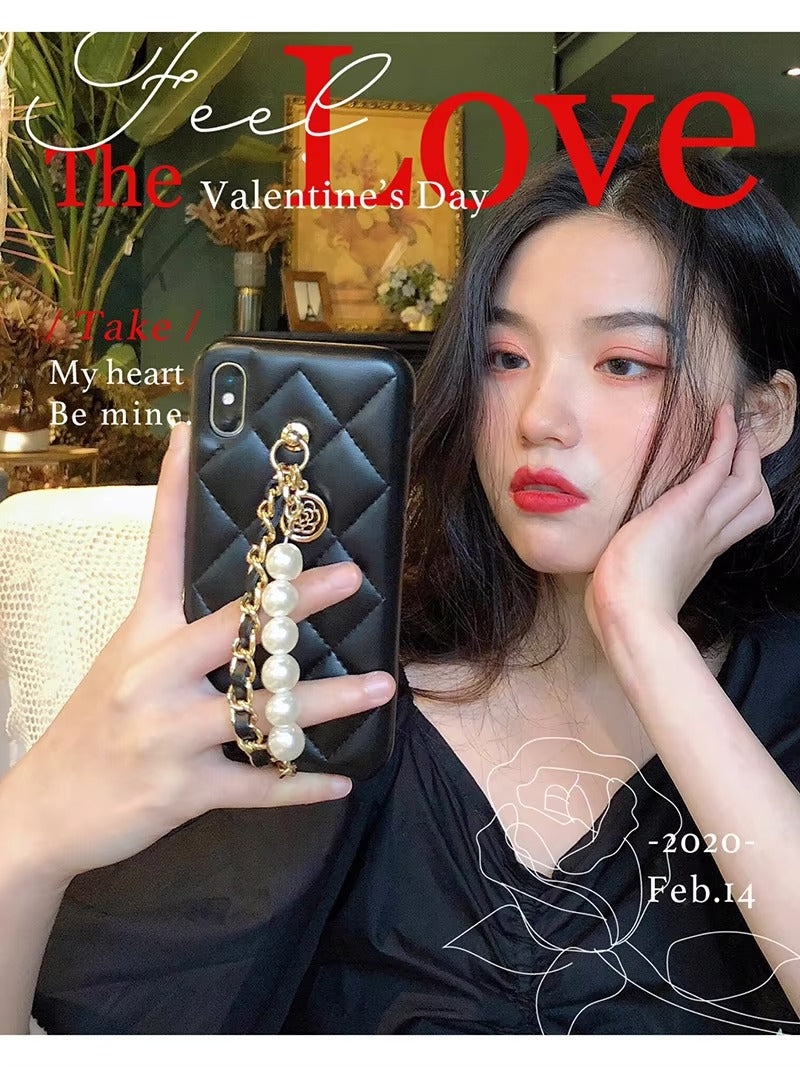 Luxury Apple iPhone Case, MagSafe Compatible, Camera Lens & Screen Protection, Ultra Thin, Shockproof, Magnetic Full All Around Cover – Pearl Metal Hand Chain Case with Lattice Lambskin Pattern for Women