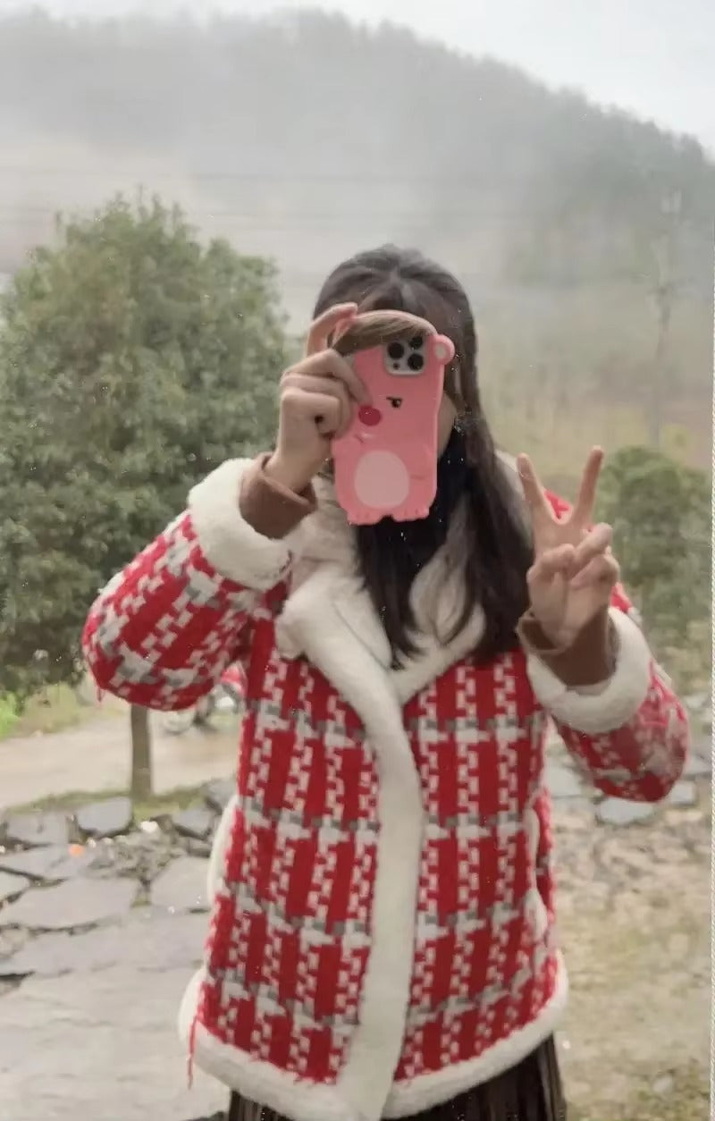 Premium Apple iPhone Case, MagSafe Compatible, Camera Lens and Screen Protection, Ultra Thin, Shockproof, Magnetic, Full All Around Protection, Cartoon Beaver Soft Cover